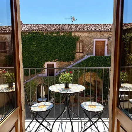 Casa Bonomo