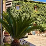 Casa Bonomo Couette-café 3*