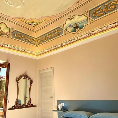 Casa Bonomo Кастельбуоно