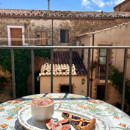 Casa Bonomo 3*
